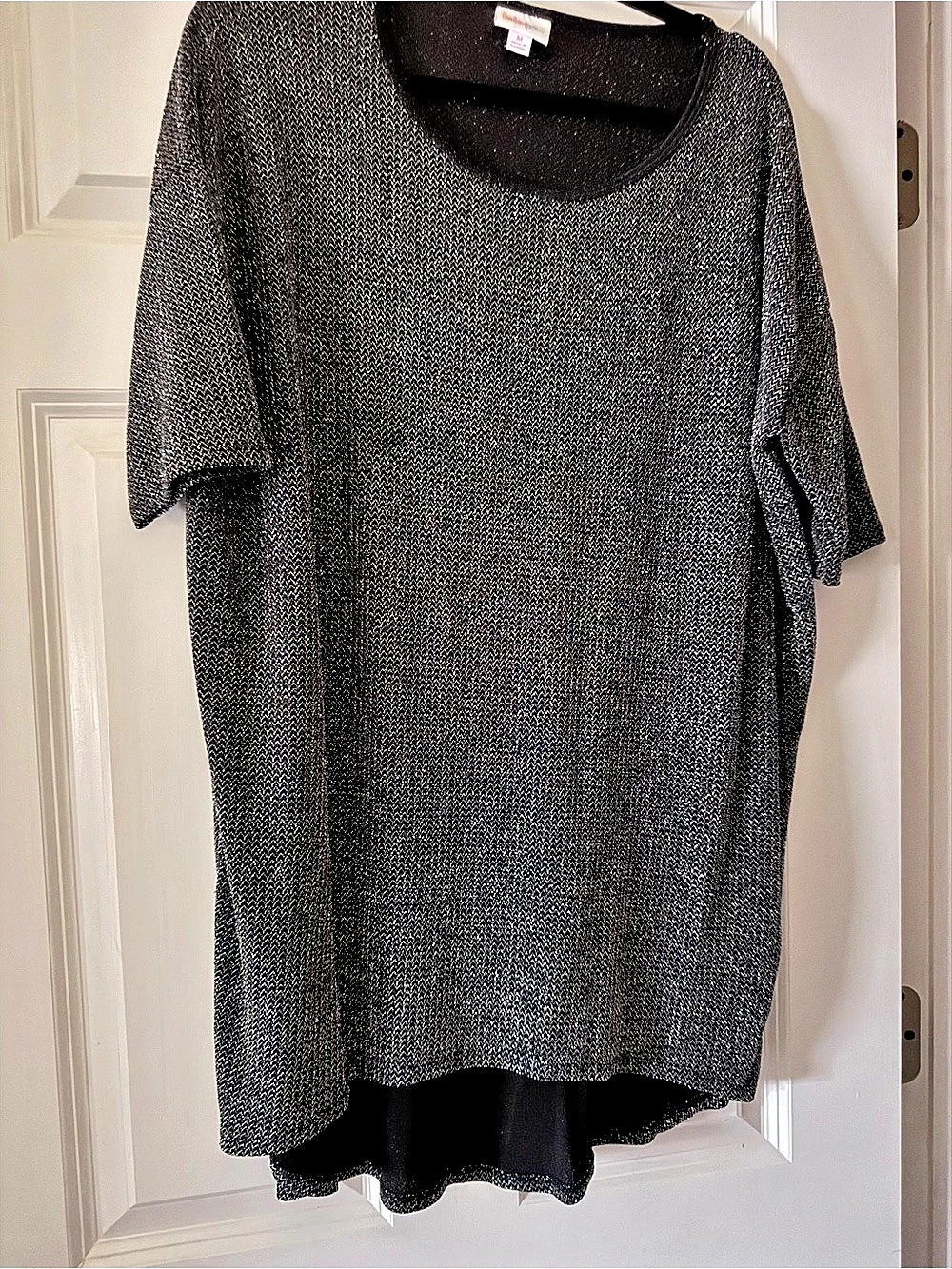 LuLaRoe Silver Metallic Shimmer Elegant Irma medium New without Tags